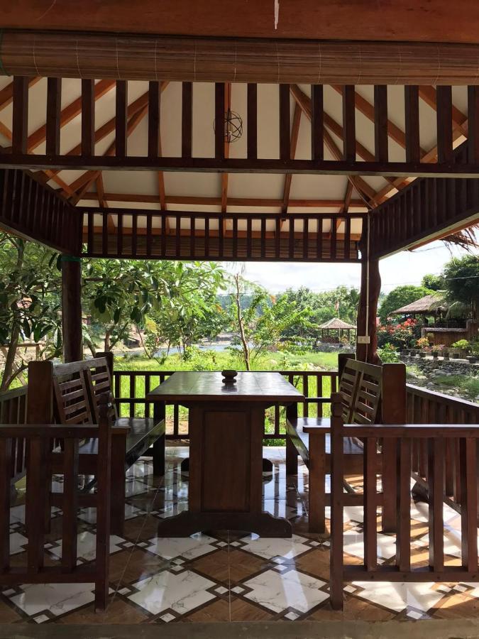Thomas' Retreat Bukit Lawang Hotel ภายนอก รูปภาพ