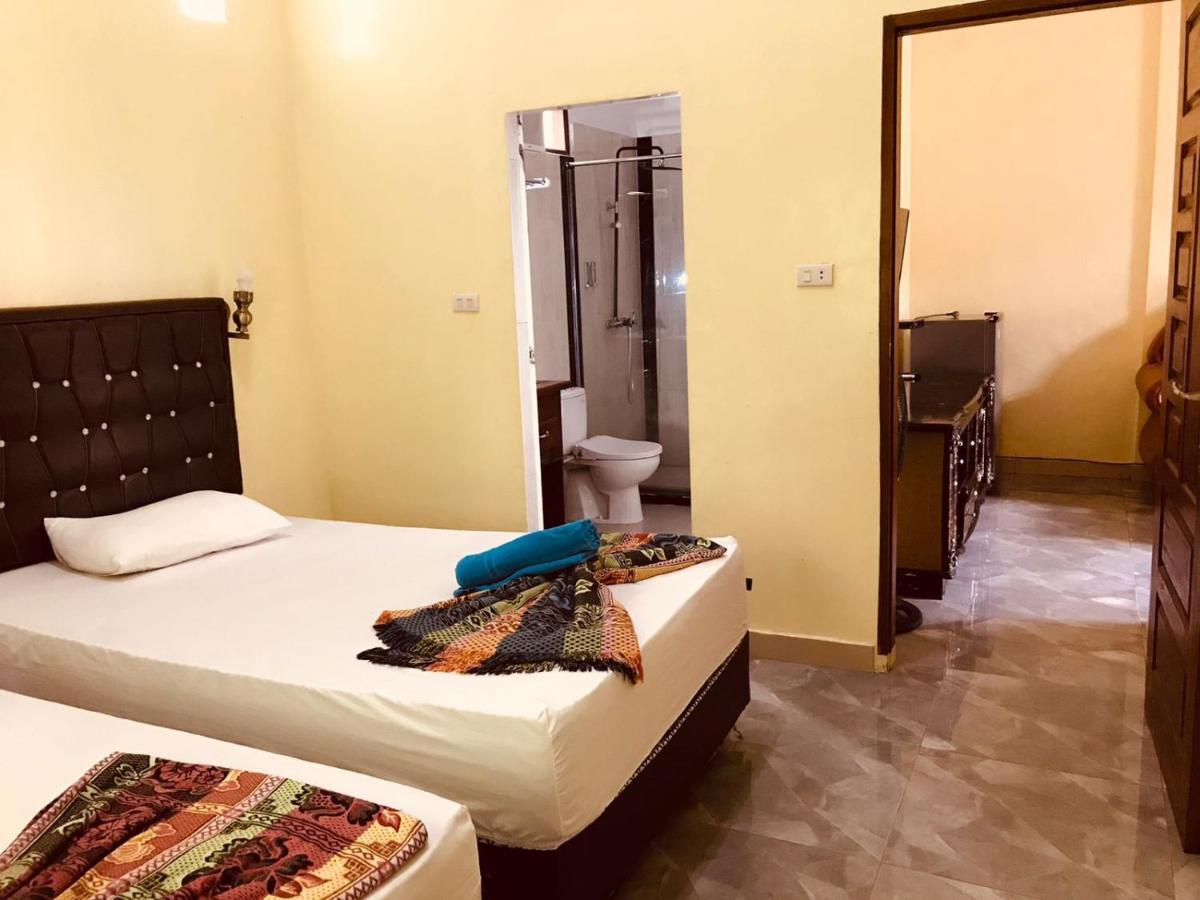 Thomas' Retreat Bukit Lawang Hotel ห้อง รูปภาพ
