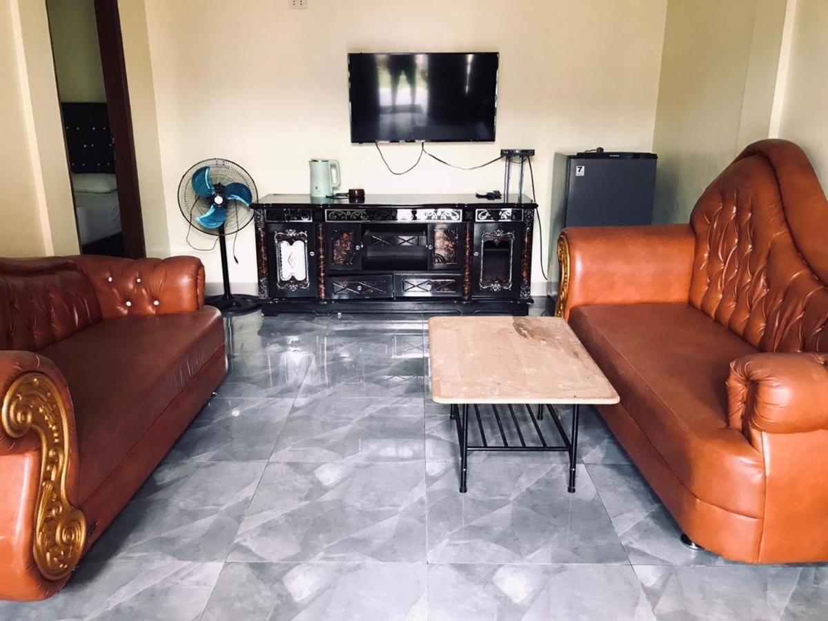 Thomas' Retreat Bukit Lawang Hotel ห้อง รูปภาพ