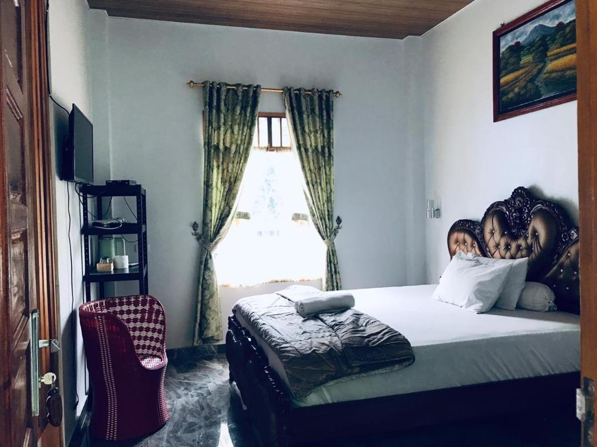 Thomas' Retreat Bukit Lawang Hotel ห้อง รูปภาพ