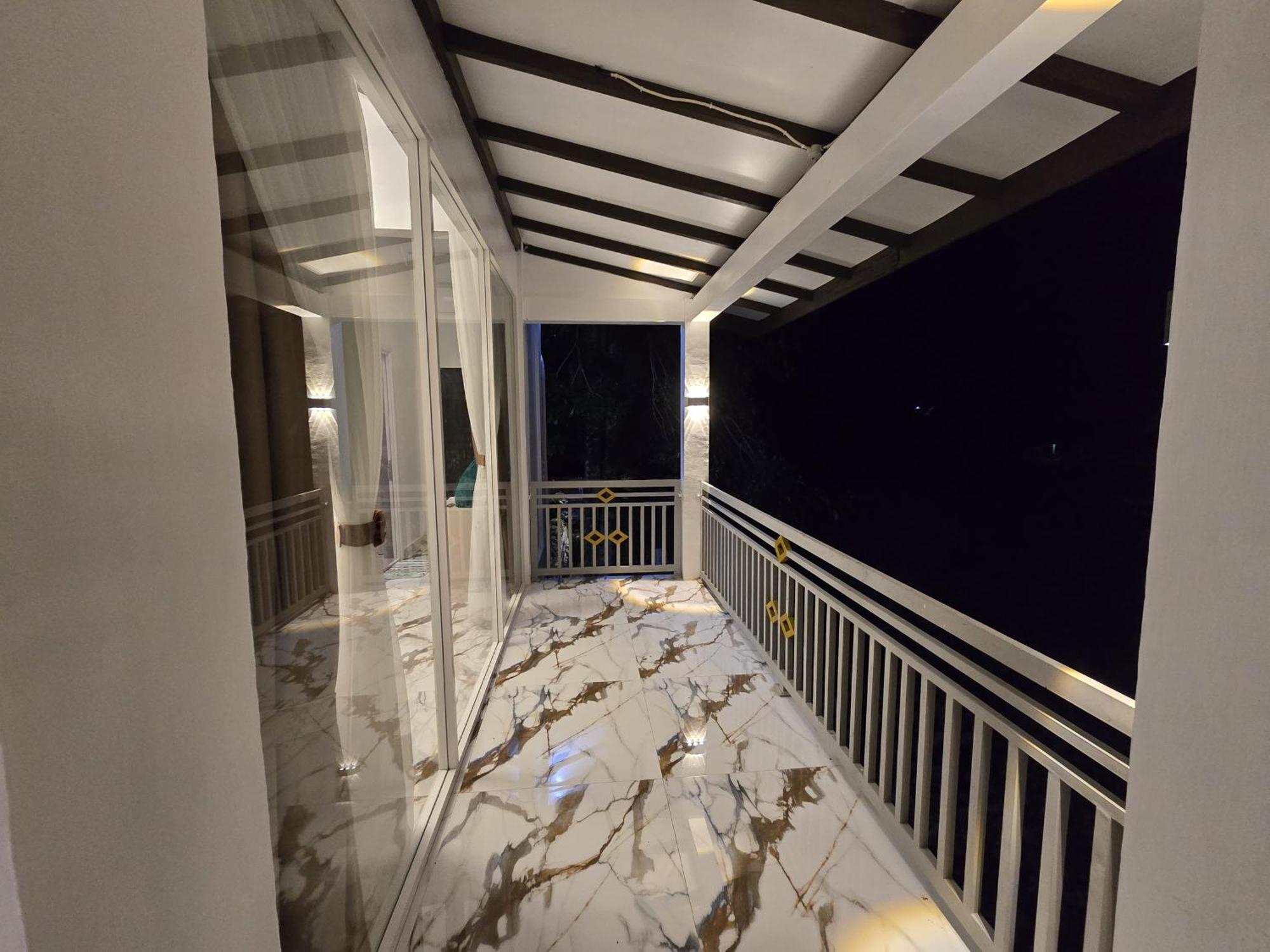 Thomas' Retreat Bukit Lawang Hotel ภายนอก รูปภาพ